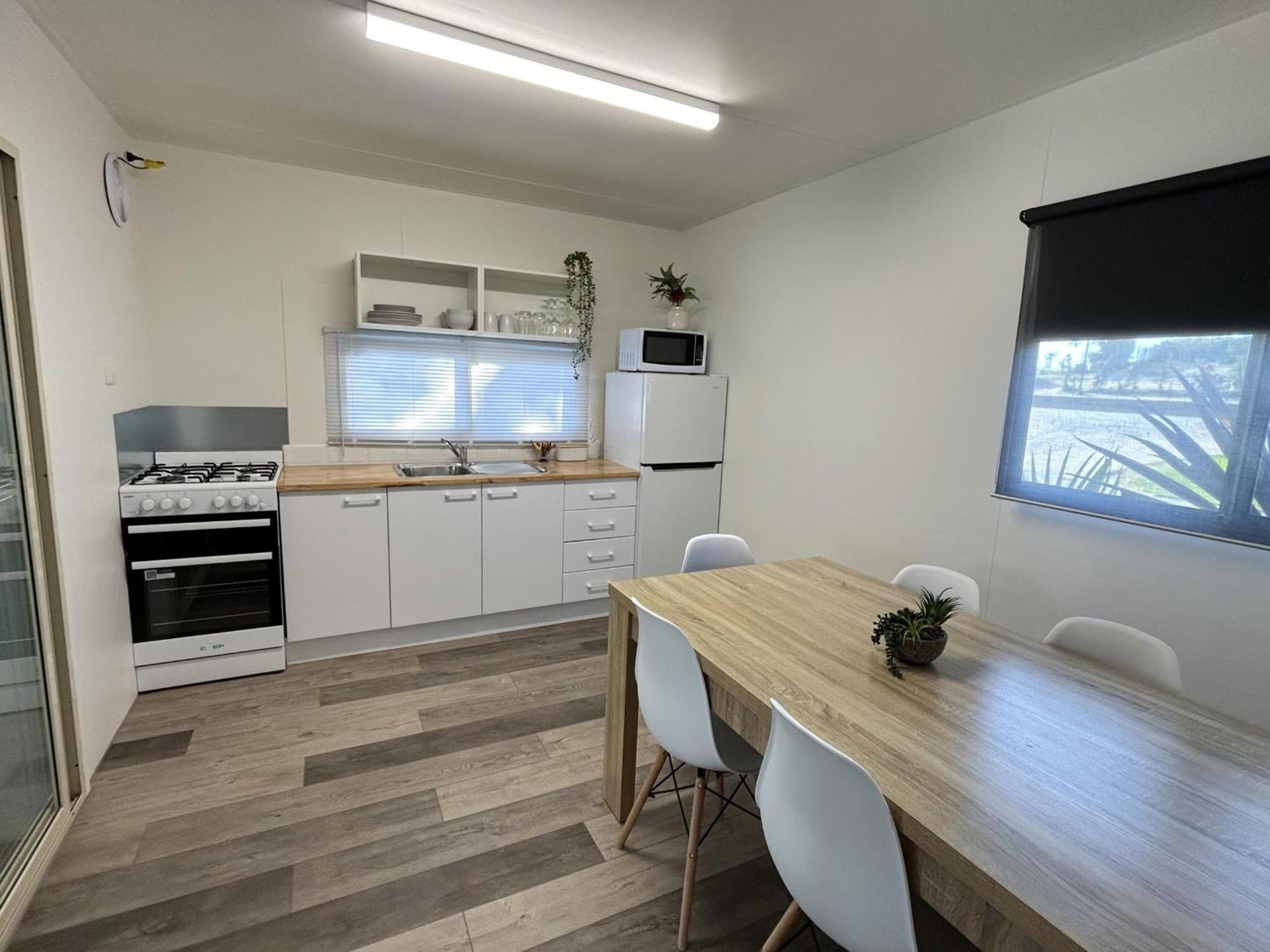 Mandurah Coastal Holiday Park Exteriör bild